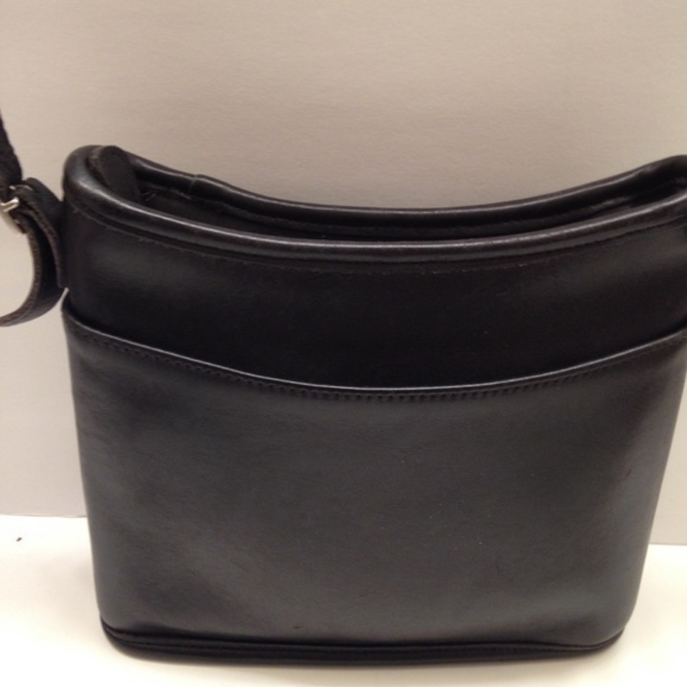 👛 COACH vintage original crossbody messenger bag